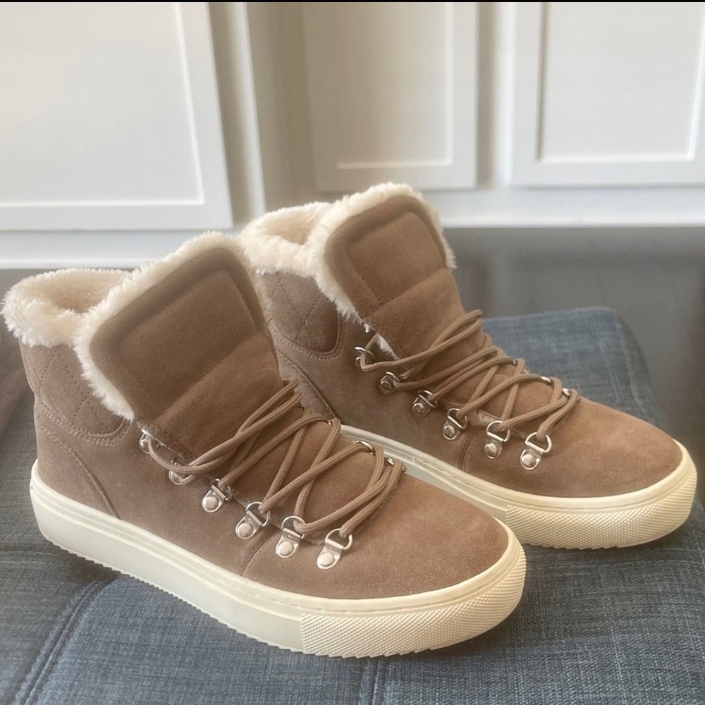 Marc Fisher | Faux Fur Lined Suede Sneakers | Size: 9.5